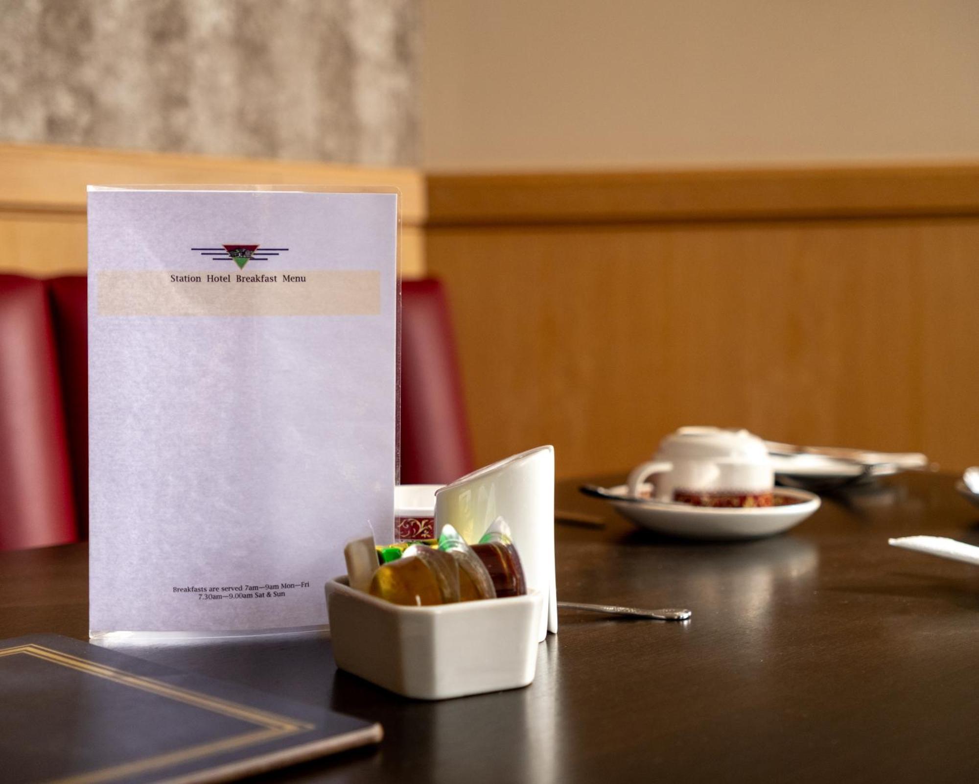 Station Hotel Ellon Ngoại thất bức ảnh