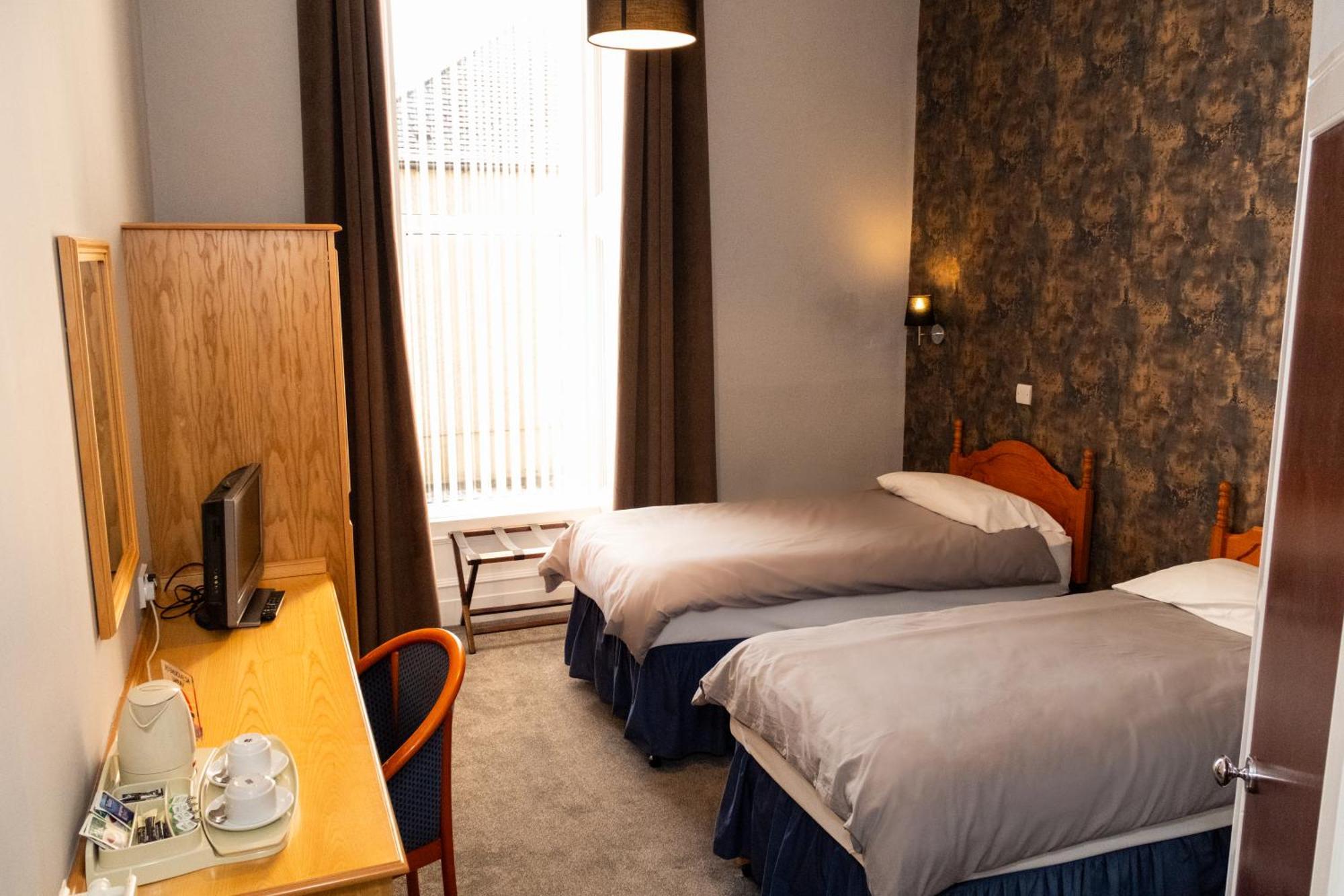 Station Hotel Ellon Ngoại thất bức ảnh