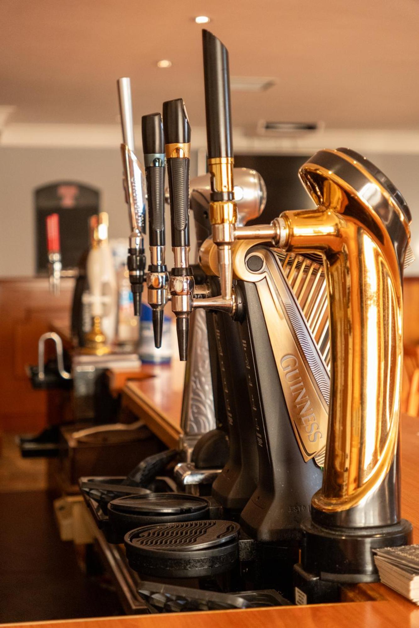 Station Hotel Ellon Ngoại thất bức ảnh