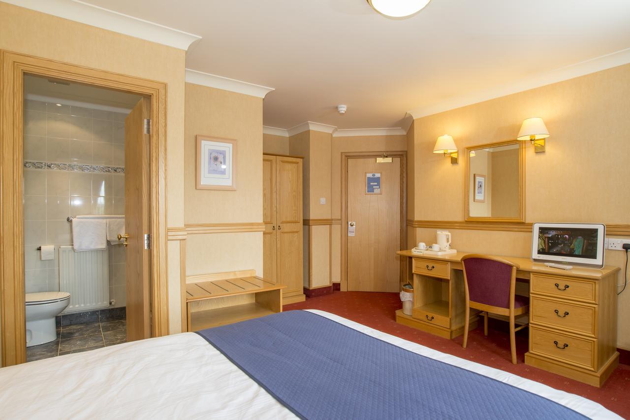 Station Hotel Ellon Ngoại thất bức ảnh